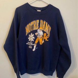 Vintage college crewneck
